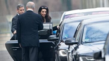 george-and-amal-clooney-flee-french-home-due-to-wildfire