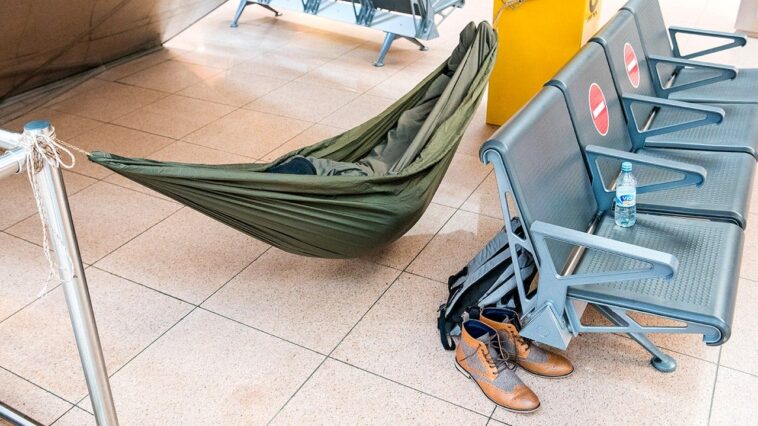 travelers-clash-after-tsa-shares-surprising-guidance-about-airport-etiquette