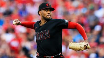 reds’-hunter-greene-drawing-notable-buzz-as-mlb-trade-deadline-heats-up