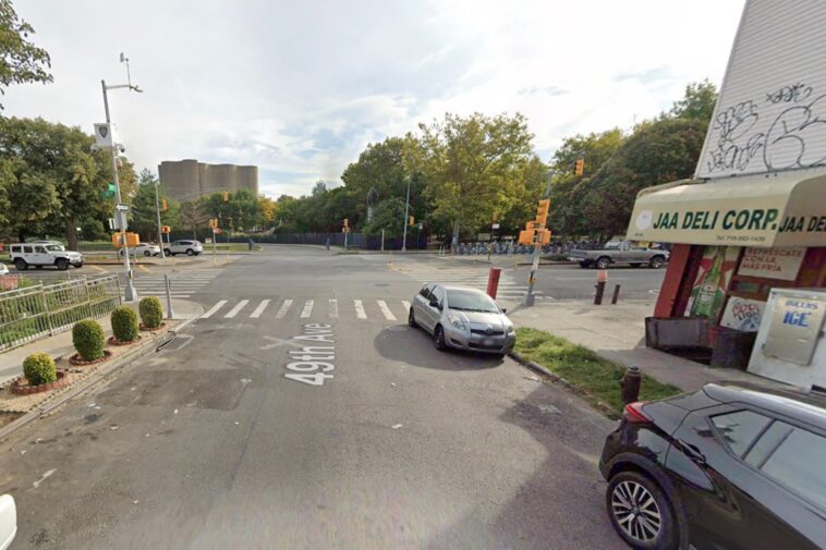 rock-hurling-crew-stabbed-2-teen-boys,-snatched-electric-scooter-in-nyc-attack:-cops