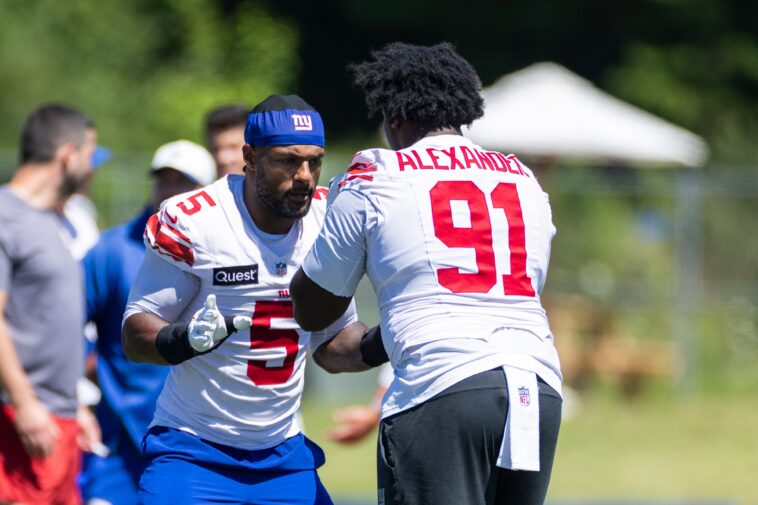 kayvon-thibodeaux-already-flashing-disruptive-giants-game