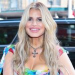 jessica-simpson-celebrates-turning-46-in-bikini-and-reveals-her-children-have-never-seen-her-perform