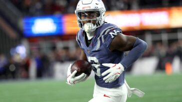 commanders-‘continue-to-monitor’-stefon-diggs-as-potential-receiver-option-despite-tumultous-offseason