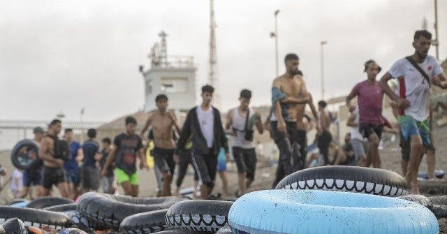 ceuta-crisis:-italy-threatens-to-enforce-european-border-controls-on-spain