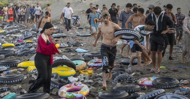 ceuta-crisis:-migrants-using-social-media-to-ease-illegal-entry-into-besieged-enclave