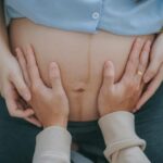 watch-the-unmistakable-miracle-of-life-as-unborn-baby-smiles-at-dad’s-voice