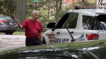 a-panicked-fauci-scuttles-away-as-fox-news-confronts-him-outside-his-dc-home-(video)