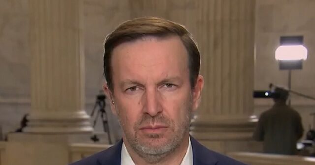 dem-sen.-murphy:-we-should-‘unilaterally-end-the-war’,-which-‘probably-leaves-iran-in-control-of-the-strait’