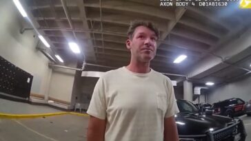 tony-romo-placed-on-leave-by-cbs-sports-after-wild-dui-arrest