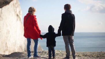 why-‘no-child-has-two-moms-or-two-dads’-billboards-went-viral