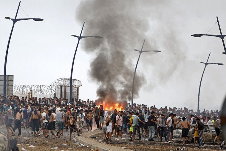 france-puts-troops-on-border-with-spain-due-to-moroccan-invasion