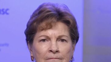 shaheen:-trump-is-taking-‘side-of-a-sworn-enemy-of-the-united-states-over-a-state’
