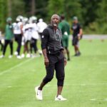 aaron-glenn-making-right-play-calling-decision-after-last-year’s-jets-error