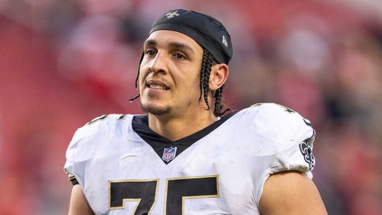 pro-bowl-offensive-lineman-andrus-peat-announces-his-retirement-from-the-nfl-at-32