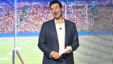 cbs-announces-replacement-for-tony-romo-after-arrest