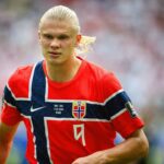 norwegian-soccer-star-erling-haaland’s-top-tier-summer-continues,-snags-pinnacle-of-celebrity-photo-ops