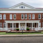 alabama’s-tuskegee-university-demands-students-wear-business-suits,-bans-certain-headwear-in-controversial-new-dress-code