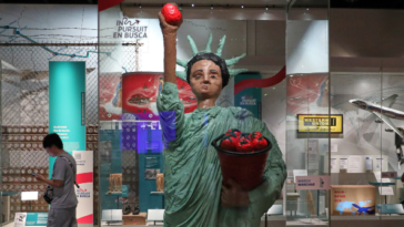 report-—-smithsonian’s-america-250-exhibit:-leftist-items-far-outweigh-conservative-objects
