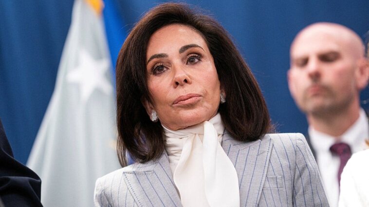 trump-says-he-‘disagrees-100%’-with-us.-attorney-jeanine-pirro-over-reflecting-pool-case