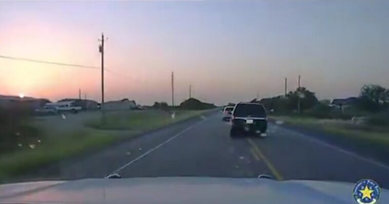 texas-dps-arrests-gang-member-during-high-speed-pursuit-smuggling-8-illegal-aliens,-3-of-them-special-interest-aliens-from-china-(video)