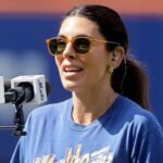 ‘sopranos’-star-sings-national-anthem-at-mets-game-on-same-day-that-fellow-castmember-dies