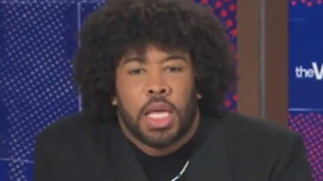 laughable:-msnow-host-tries-to-suggest-dsa-candidates-are-moderating-their-views-(video)