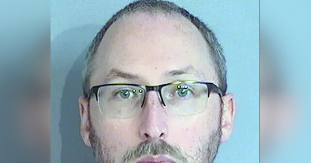 police:-florida-teacher-charged-with-soliciting-‘girl,-14’-online-for-sex