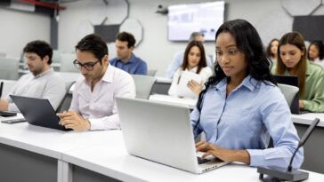 mississippi-professor-reveals-hidden-way-he-used-to-expose-ai-cheating-in-viral-video