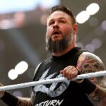 kevin-owens-returns-in-a-fighting-mood-at-wwe-summerslam,-earns-no-1-contender-spot-for-undisputed-title