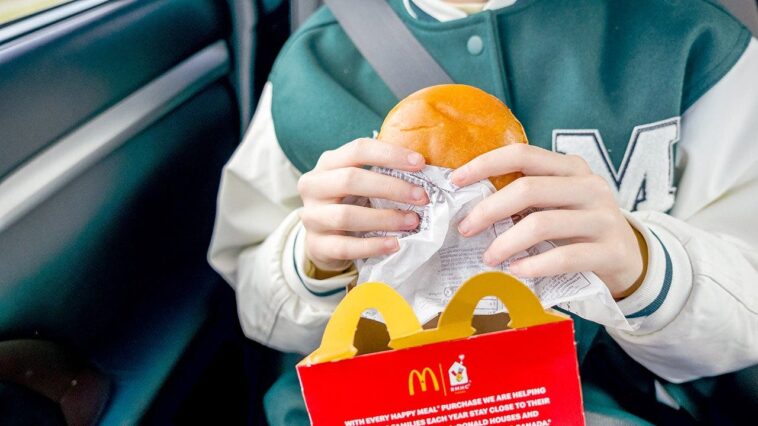 what-to-order-instead:-lettuce-free-meals-at-mcdonald’s,-burger-king,-chick-fil-a,-taco-bell-and-more
