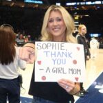 riley-gaines-says-target-center-staffer-tried-to-shut-down-her-sophie-cunningham-sign
