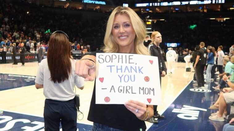 riley-gaines-says-target-center-staffer-tried-to-shut-down-her-sophie-cunningham-sign