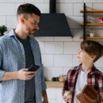 dad-tells-son-he-can’t-play-catch-right-now-as-he’s-busy-owning-some-loser-on-the-internet