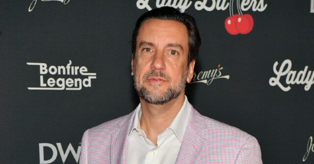 clay-travis-offers-to-pay-wnba-champs-$10-million-if-they-can-beat-a-boys’-high-school-basketball-team