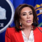 pirro-arrives-at-white-house-after-trump-says-she-‘choked,’-‘folded-like-an-umbrella’