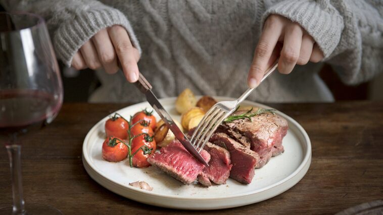 living-longer-could-hinge-on-one-surprising-dietary-change,-study-review-suggests