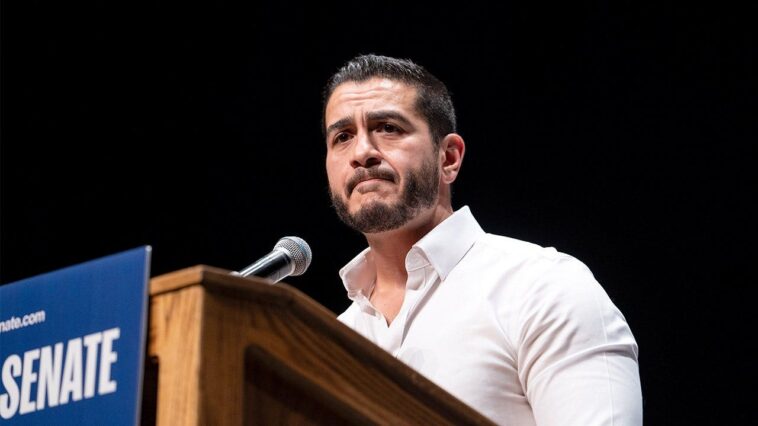 ‘doctor’-el-sayed’s-bizarre-health-hustle-raises-campaign-headache:-‘moon-juice-brain-dust’