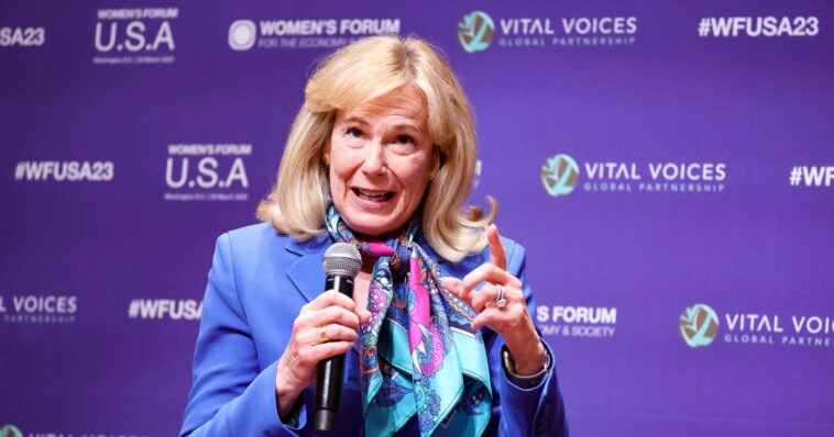 knoxville-mayor-shares-chilling-2020-talk-when-deborah-birx-admitted-the-truth-didn’t-matter-when-it-came-to-the-science
