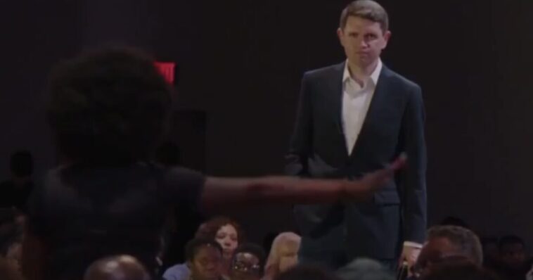watch:-james-talarico-nods-in-agreement-as-crazed-woman-says-karmelo-anthony’s-conviction-is-a-“f*cking-tragedy”-–-agrees-that-she’s-faced-more-trauma-in-america-than-as-a-navy-vet-in-middle-east