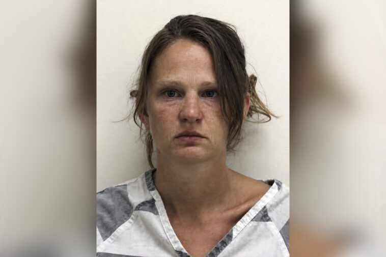 iowa-woman-allegedly-shot-and-killed-man-from-behind-during-target-practice-on-remote-land,-told-cops-it-was-‘either-him-or-me’