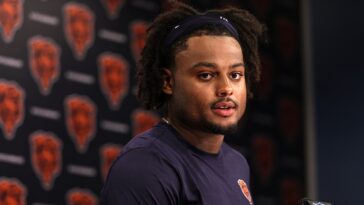 bears-$40m-free-agent-signing-gets-emotional-after-knee-injury,-but-diagnosis-brings-sigh-of-relief