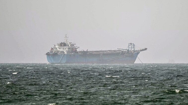 trade-vessel-struck-by-projectile-in-strait-of-hormuz-amid-us-iran-talks
