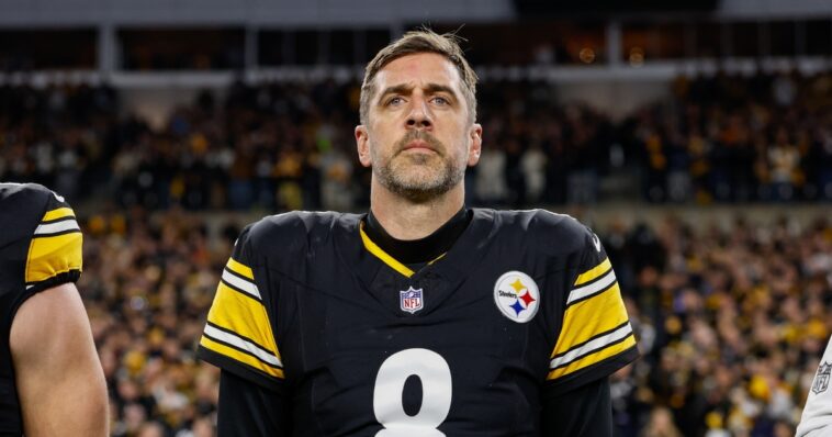 watch:-aaron-rodgers-goes-scorched-earth-on-‘absolute-coward’-tony-fauci-live-on-espn