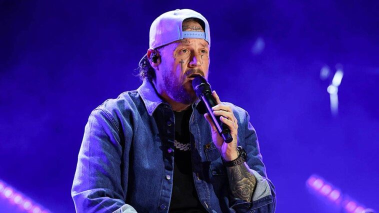 jelly-roll-says-he’s-planning-to-‘take-some-time-off-and-heal’-after-final-tour-stop