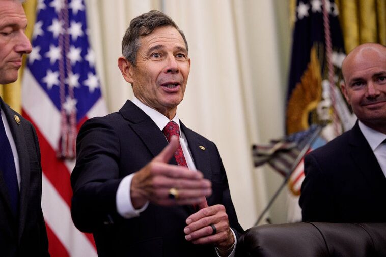 republican-senator-wants-new-migrant-worker-program,-citing-labor-shortage