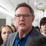actor-matthew-lillard-claims-amazon’s-‘carrie’-remake-resonates-with-him-as-the-father-of-a-‘non-binary-kid’