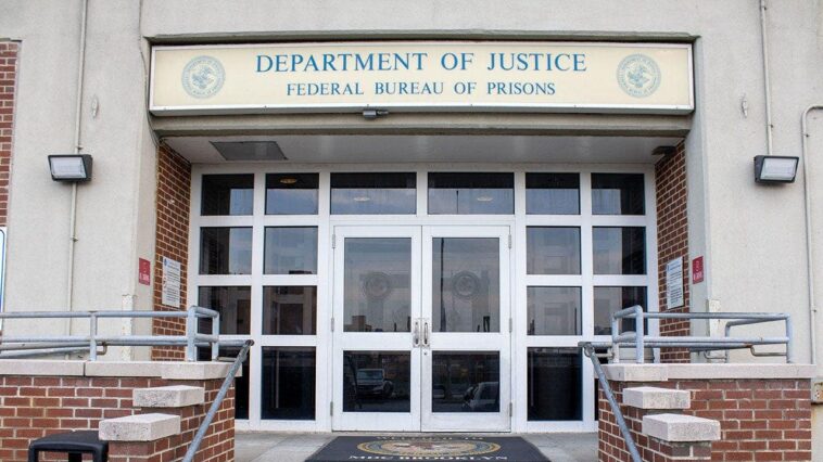 dirty-text-messages-uncovered-during-investigation-into-married-prison-guard-accused-of-affair-with-inmate