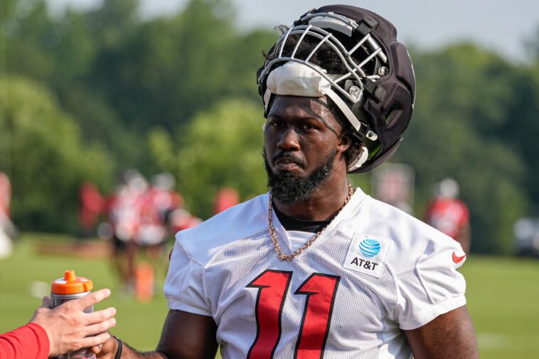 falcons-pass-rusher-jalon-walker-likely-out-for-season-in-crushing-blow