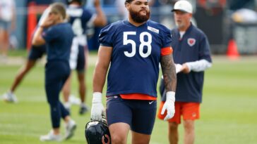 bears-give-emerging-star-tackle-darnell-wright-record-breaking-four-year,-$116-million-deal