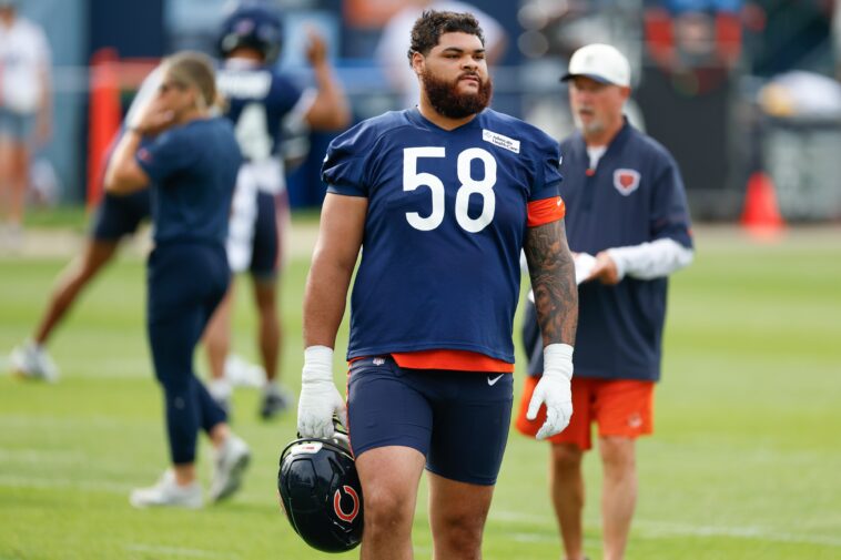 bears-give-emerging-star-tackle-darnell-wright-record-breaking-four-year,-$116-million-deal